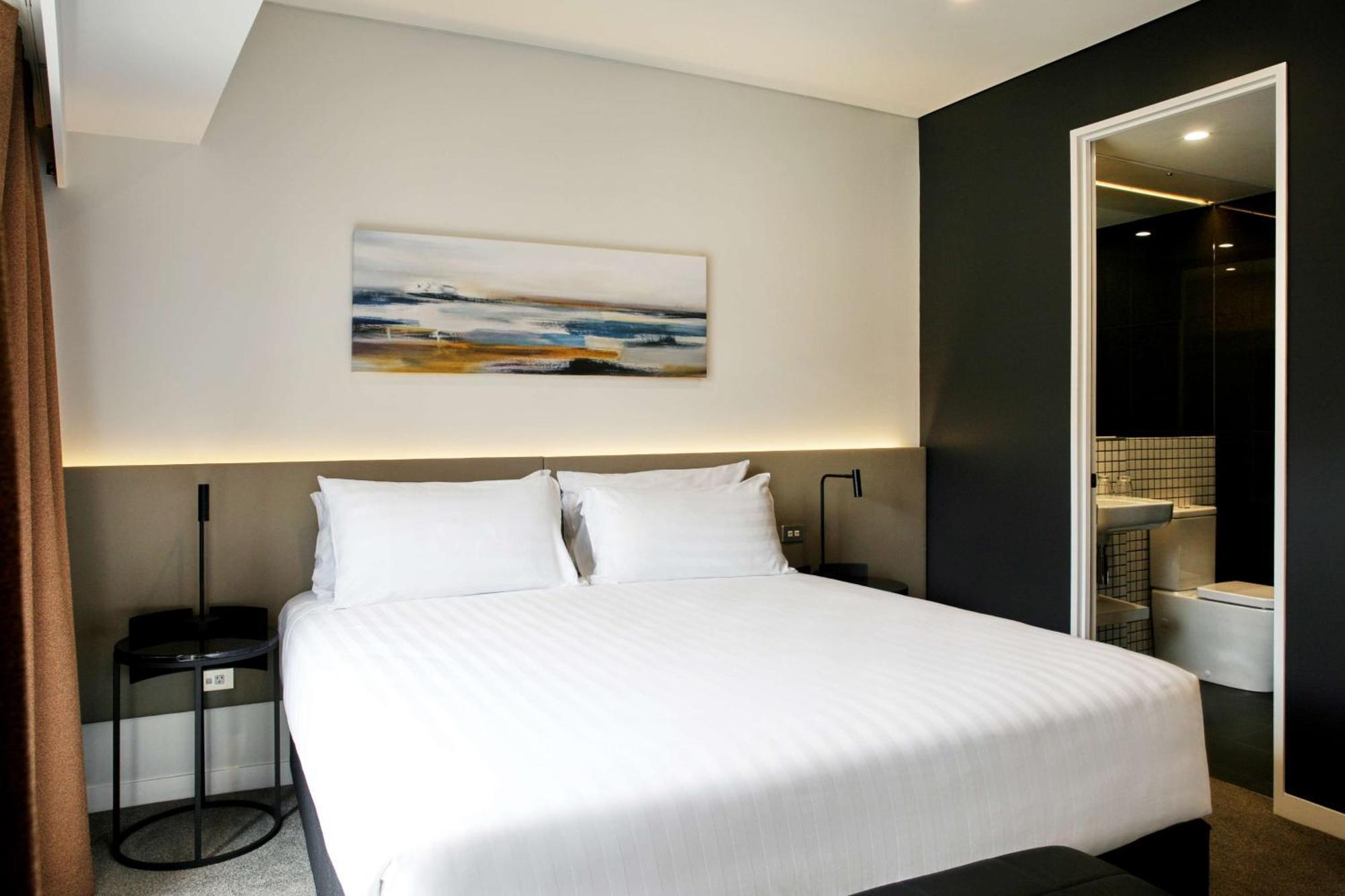 Travelodge Hotel Auckland Wynyard Quarter Room photo